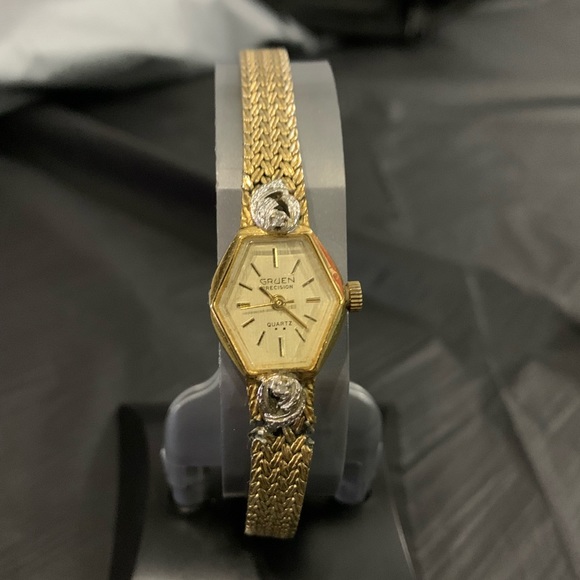 Vintage Gruen Precision Quartz Women’s Luxury Gold Watch Swiss Diamond rare - Picture 3 of 8